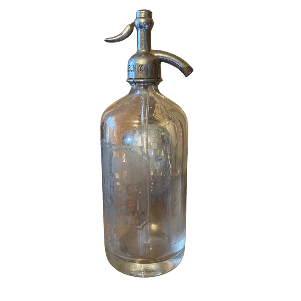 Vintage seltzer bottle Bronx, NY Bottling Co.  812 home st.